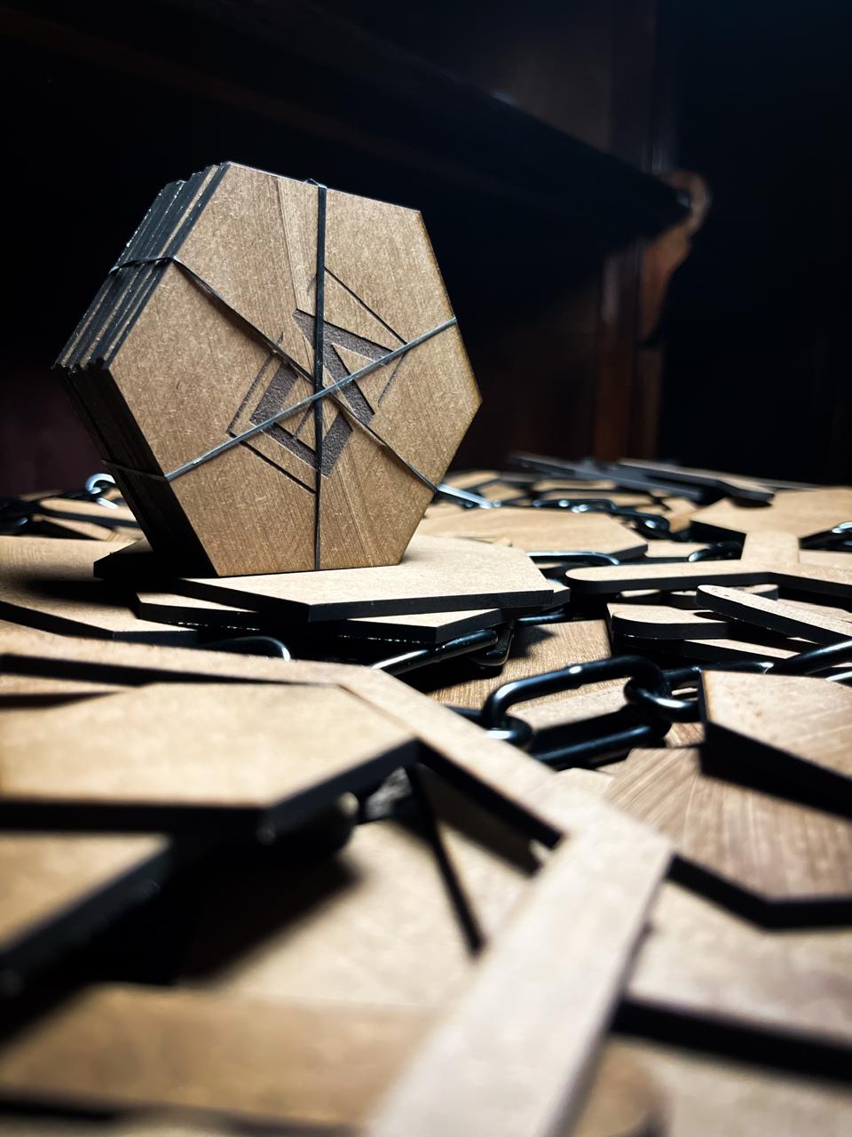 Hexagon 80